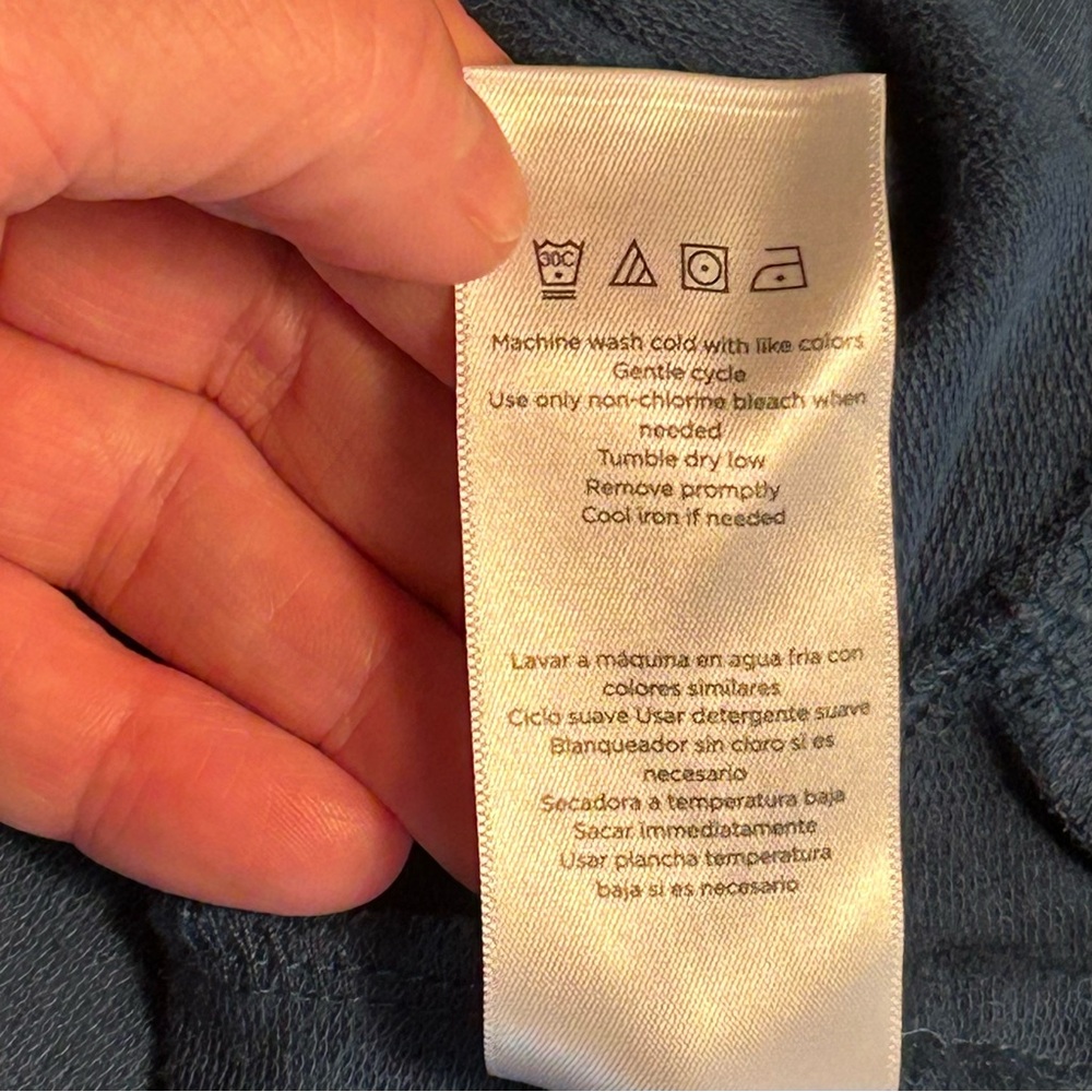 EUC Blue Danskin top, XL - Picture 7 of 10